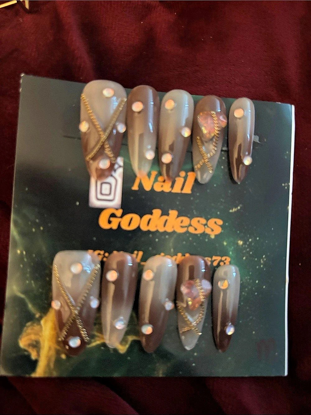 Nail Goddess Press-On Nails in Brown & Gold NWT